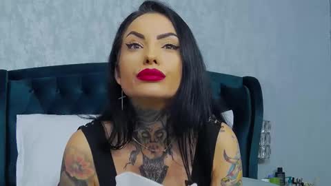 Natalia Cristal online show from November 13, 7:00 am