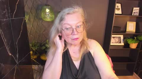 NataliCloud online show from May 21, 2:01 pm