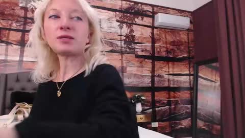 Natalie online show from December 15, 12:01 pm