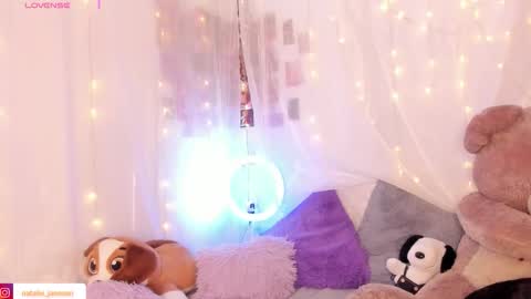       online show from February 6, 10:12 pm