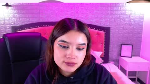 natalie  online show from September 25, 3:13 am