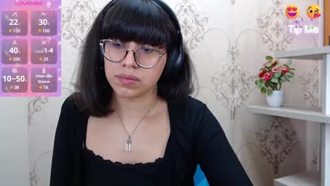 N A T A L Y online show from January 19, 12:50 pm