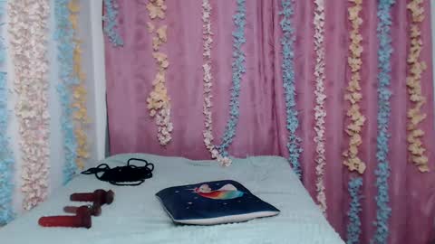 natascha_2023 online show from September 29, 9:58 pm