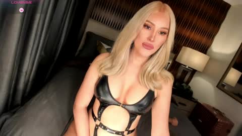 Natasha online show from April 19, 2:23 am