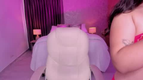Natasha aniston1 online show from June 1, 7:04 pm