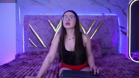 Natasha Vesper  online show from November 11, 12:40 pm