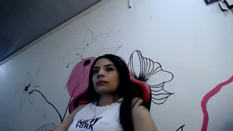 Natashax  online show from June 3, 4:34 pm