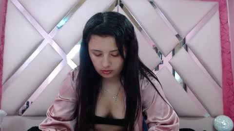 nathaly low online show from September 26, 3:25 am