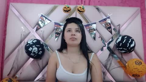 nathaly low online show from October 30, 3:18 am