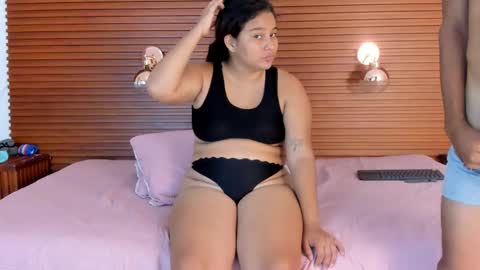 nathaly_matheo online show from November 21, 2:04 pm
