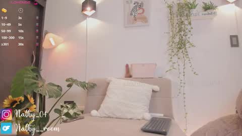    online show from March 27, 11:17 pm