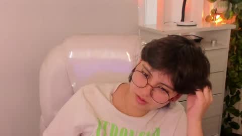 nathalyy_ds online show from May 20, 5:19 pm