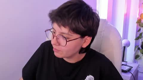 nathalyy_ds online show from April 18, 7:18 pm