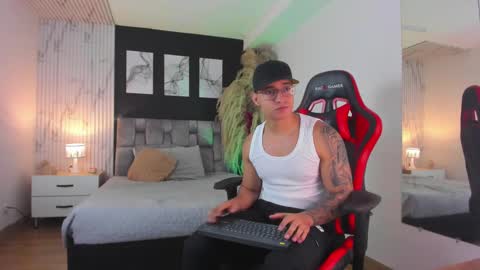 nathan_gross online show from February 5, 2:40 am