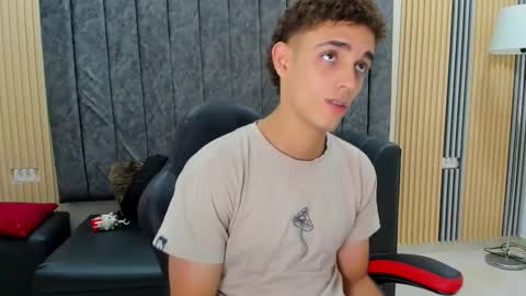 nathan_shimmer online show from January 8, 9:42 pm