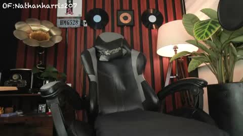 Nathan Harris online show from May 26, 2:28 am