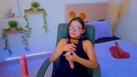 Snapshot of nathi_medusa chatting on October 21, 4:32 pm nathi_medusa online show from October 21, 4:32 pm