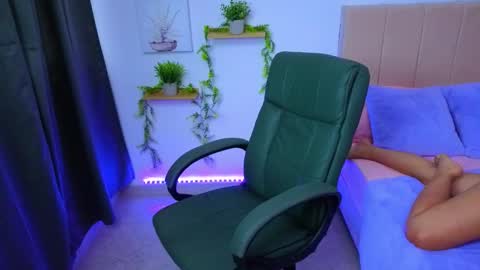 Snapshot of nathi_medusa chatting on October 2, 12:15 pm nathi_medusa online show from October 2, 12:15 pm