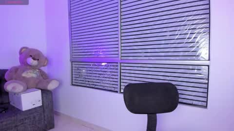 Snapshot of nathilie_steele chatting on September 24, 3:13 am Nathilie steele online show from September 24, 3:13 am