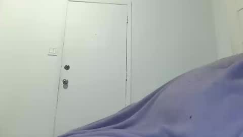 Snapshot of natou3x chatting on October 13, 4:53 pm natou3x online show from October 13, 4:53 pm