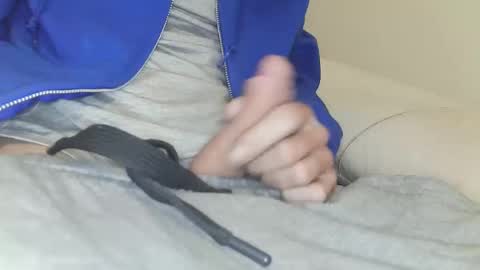 Snapshot of natou3x chatting on October 9, 9:37 am natou3x online show from October 9, 9:37 am