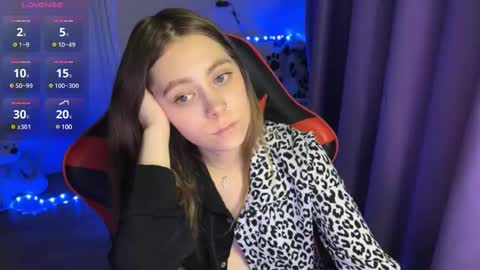 natural_babe666 online show from March 6, 10:04 pm