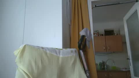 naturista25 online show from May 30, 5:22 pm
