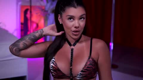 Naty online show from January 14, 7:33 pm