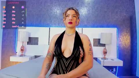 Naty  online show from December 16, 7:42 pm