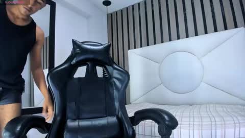 natzuki_ online show from February 17, 12:04 pm