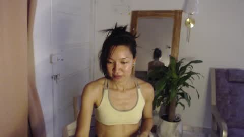 Stella Mcqueen online show from May 20, 3:29 pm