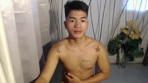 naughty_angelo online show from June 16, 11:53 pm