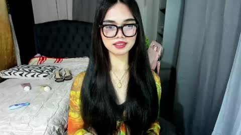 emma online show from May 10, 7:20 pm