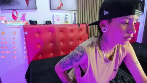 sam online show from December 4, 3:17 am