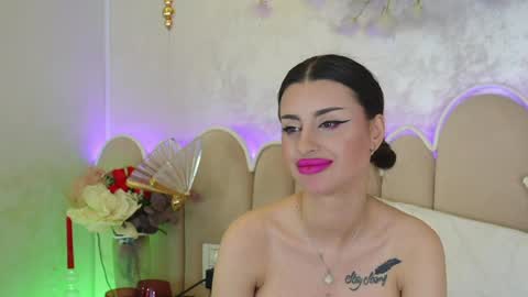 naughtyalicee online show from May 13, 7:07 am