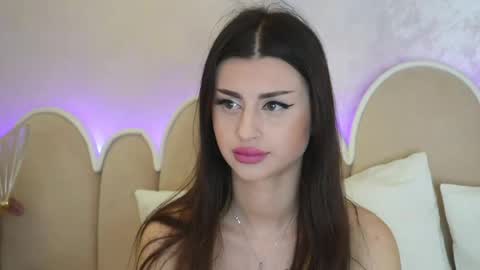 naughtyalicee online show from May 19, 6:53 am