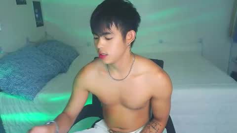 Loue online show from September 30, 2:38 pm