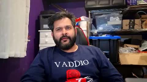 sakhtlaundaz online show from November 20, 10:40 pm