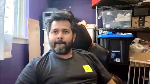 sakhtlaundaz online show from April 24, 9:50 pm