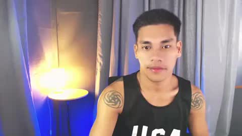 naughtyfuck_boy online show from April 17, 8:11 pm