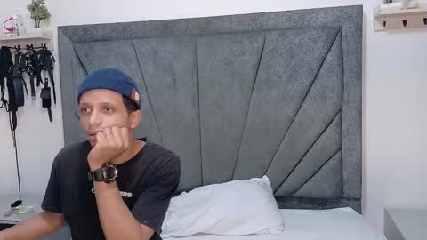 naughtyfusion_os online show from January 17, 12:58 pm