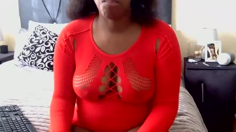 naughtyhottie99 online show from July 15, 7:13 am