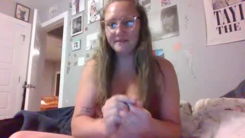 naughtylottie726 online show from September 12, 3:08 am