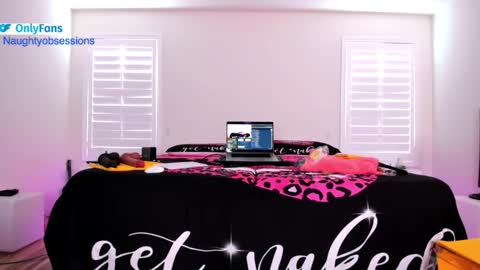 Aphroditecall me A for short online show from September 24, 10:27 pm