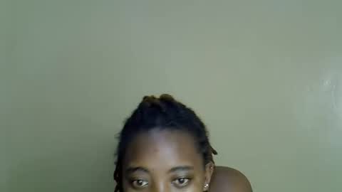 naughybitch online show from May 25, 11:33 pm
