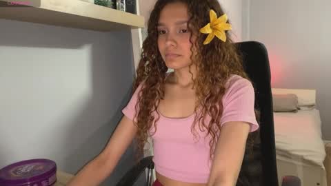 Arantxa online show from January 12, 4:14 pm