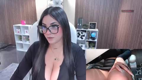         online show from October 27, 7:25 pm