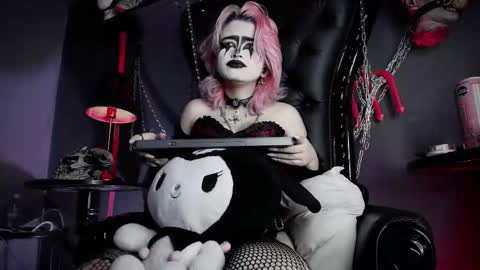 Navier  online show from February 20, 10:34 pm