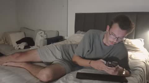 nayesie02 online show from March 12, 11:47 am