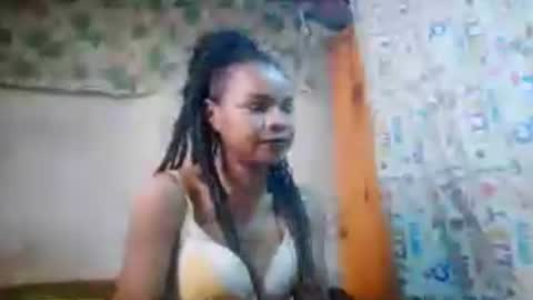 Nayla online show from June 16, 11:03 am